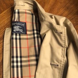 Men Burberry raincoat